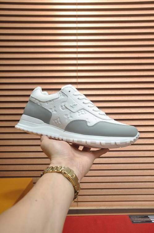 Picture of Louis Vuitton Shoes _SKULVsz38-45hnx061216704